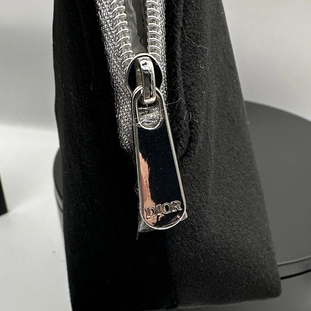Dior Black Velvet Pouch with J’adore EDP, lip glow and Capture. ALL NEW - Picture 5 of 10
